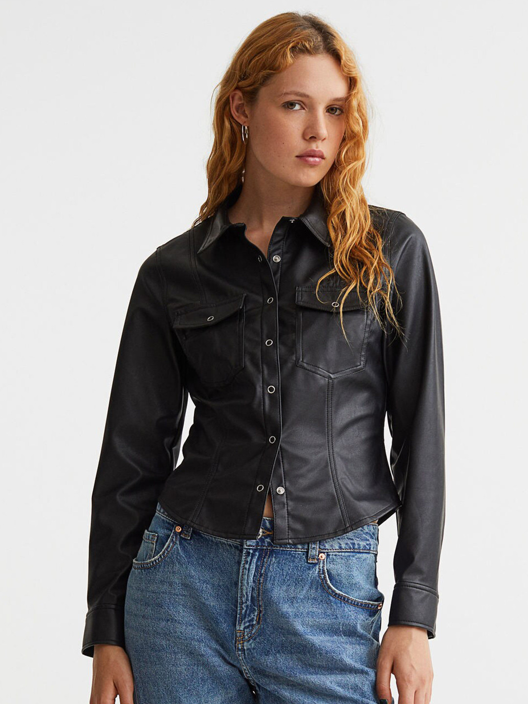 

H&M Black Fitted Shirt