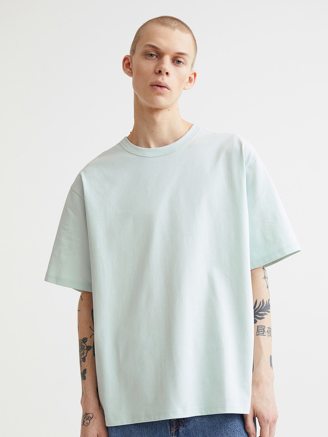 

H&M Men Turquoise COOLMAX Relaxed Fit T-shirt, Turquoise blue
