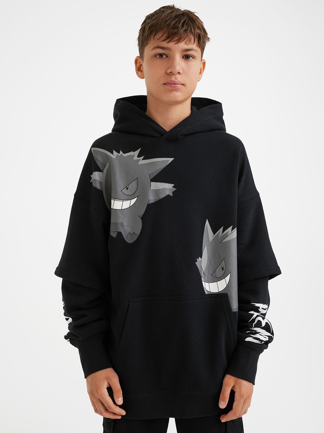 

H&M Boys Black Printed Hoodie