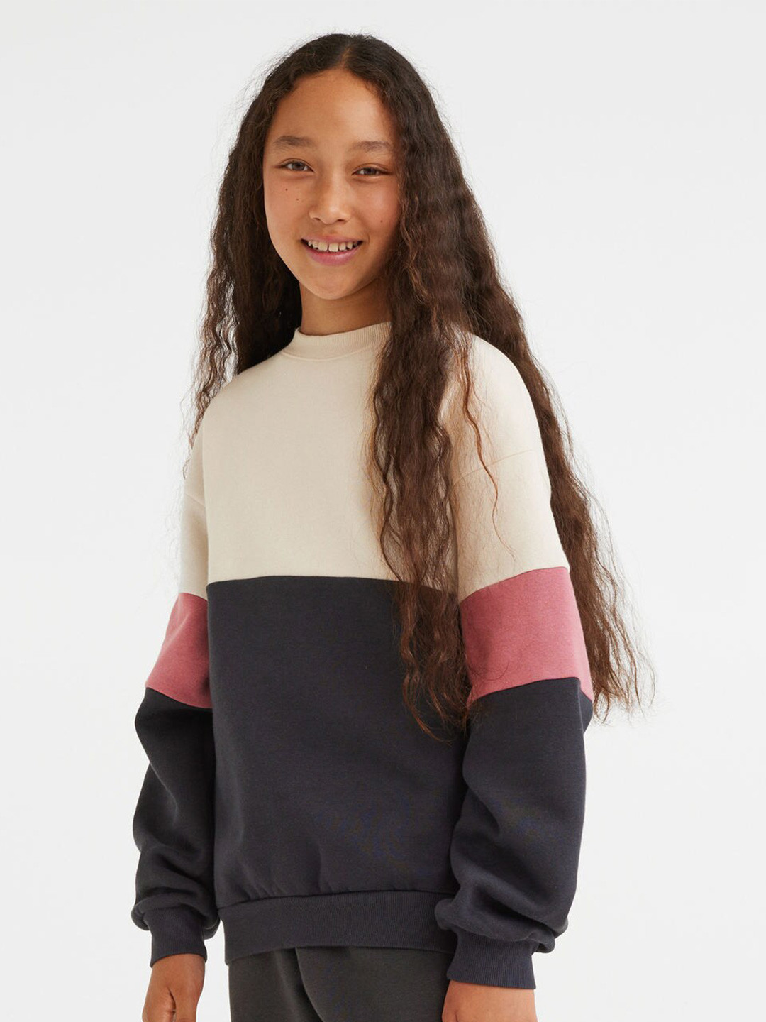 

H&M Girls Grey Block-Coloured Sweatshirt