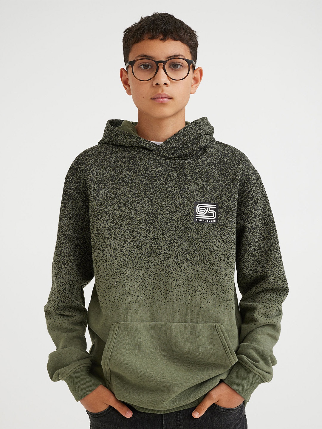 

H&M Boys Green Printed Hoodie