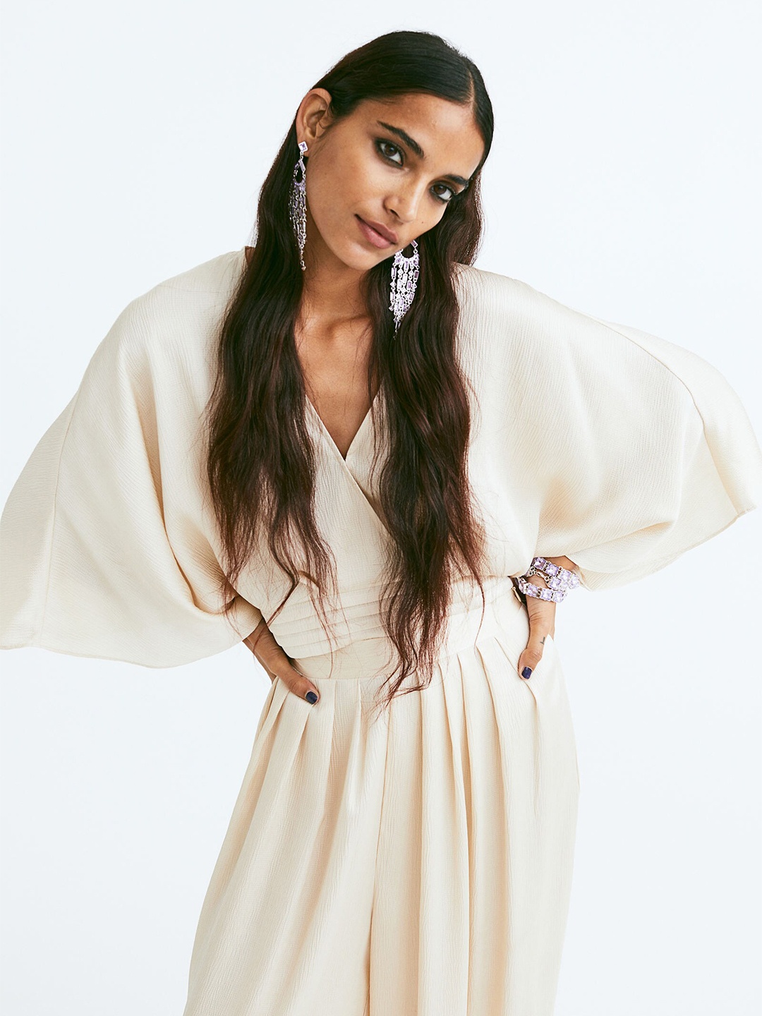

H&M Beige Cropped Crepe Top
