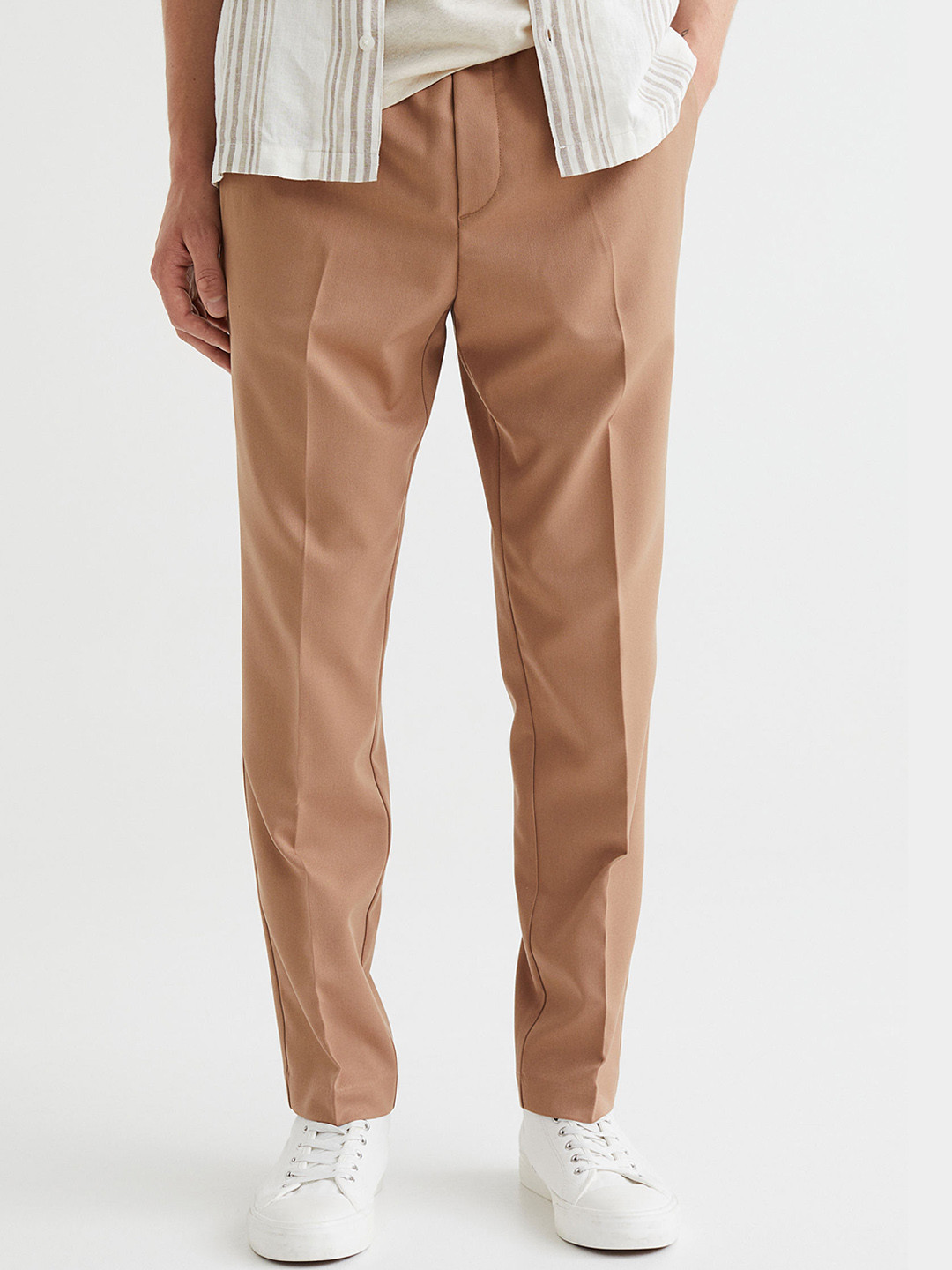 

H&M Men Beige Slim Fit Chinos Trousers