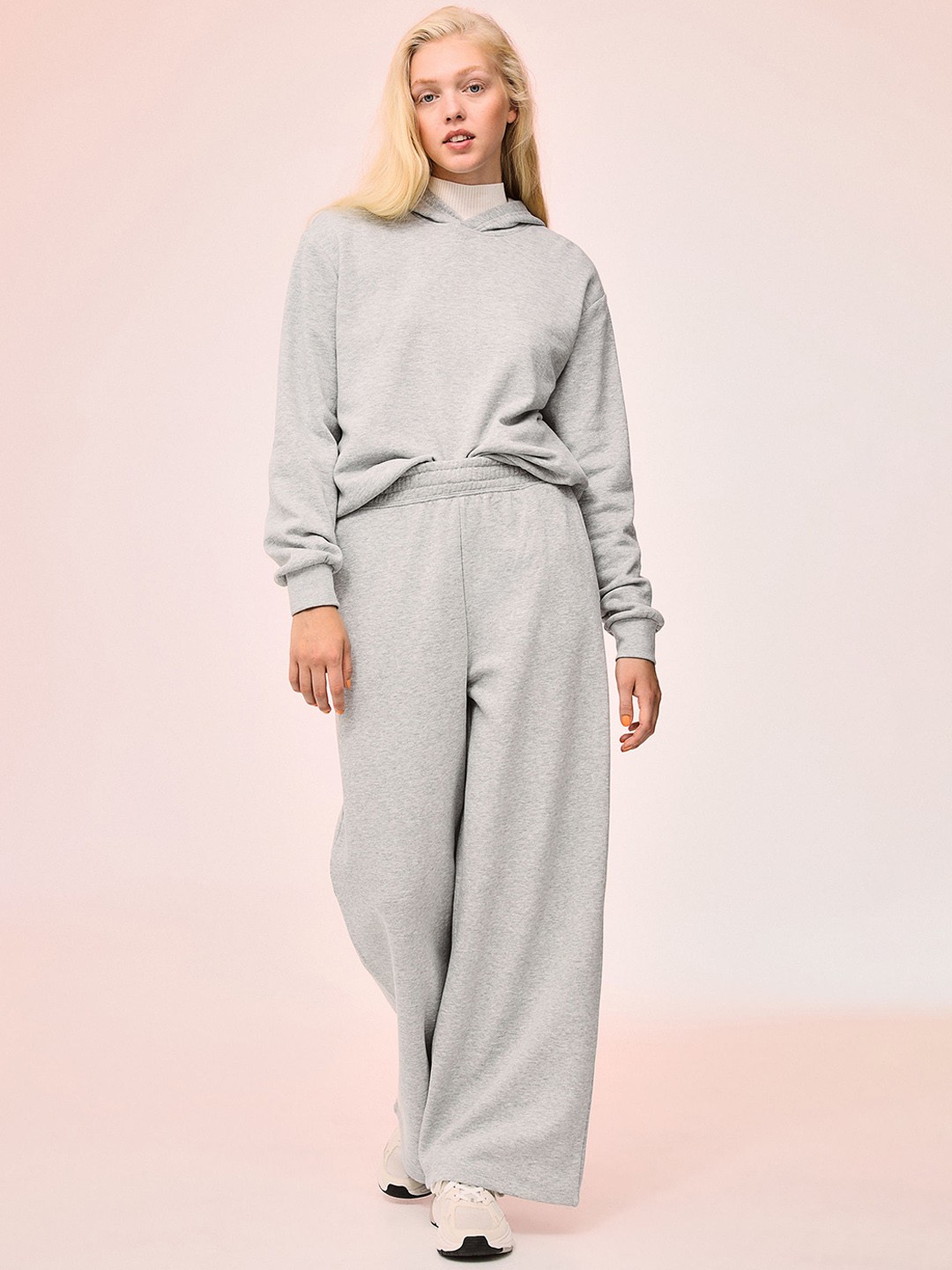 

H&M Women Grey Wide Joggers