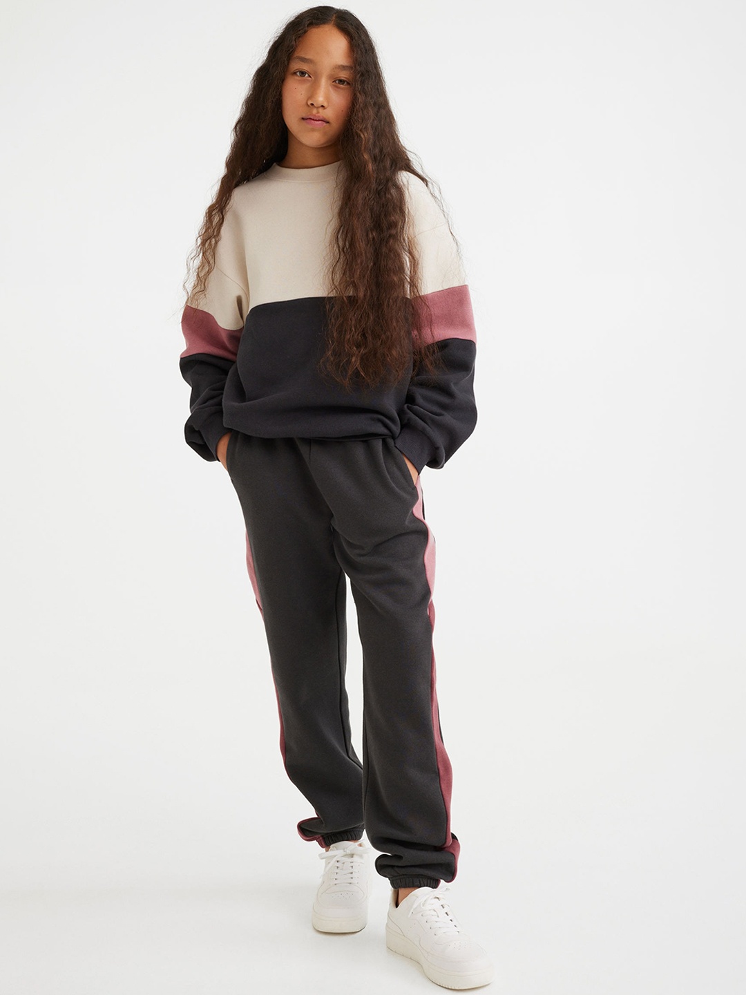 

H&M Girls Grey Solid Joggers