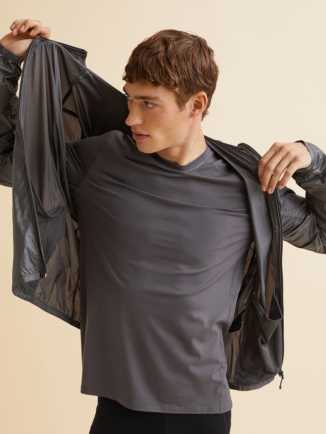 

H&M Men Grey Regular Fit Lightweight Running Jacket