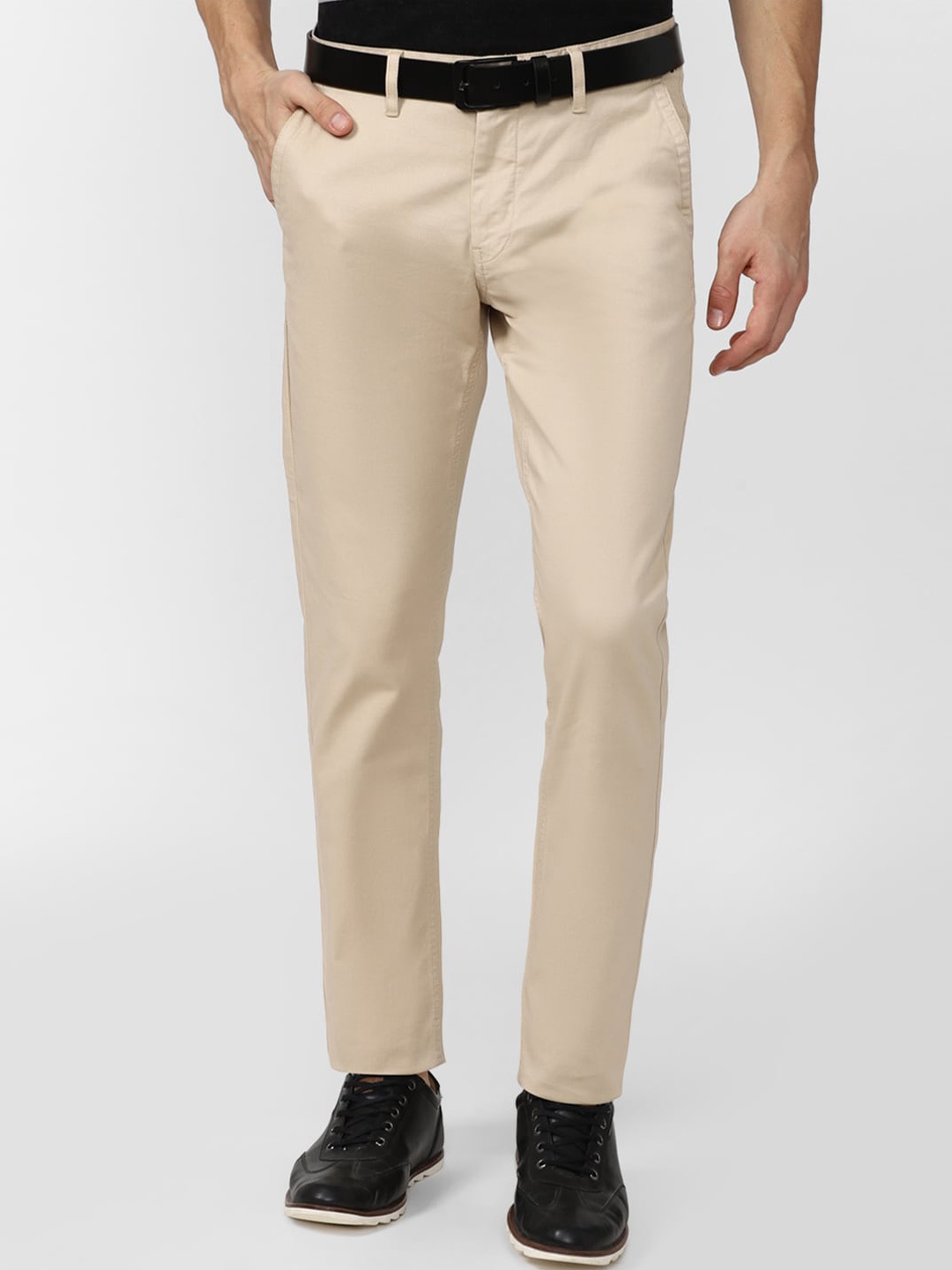 

Van Heusen Sport Men Beige Slim Fit Chinos Trousers