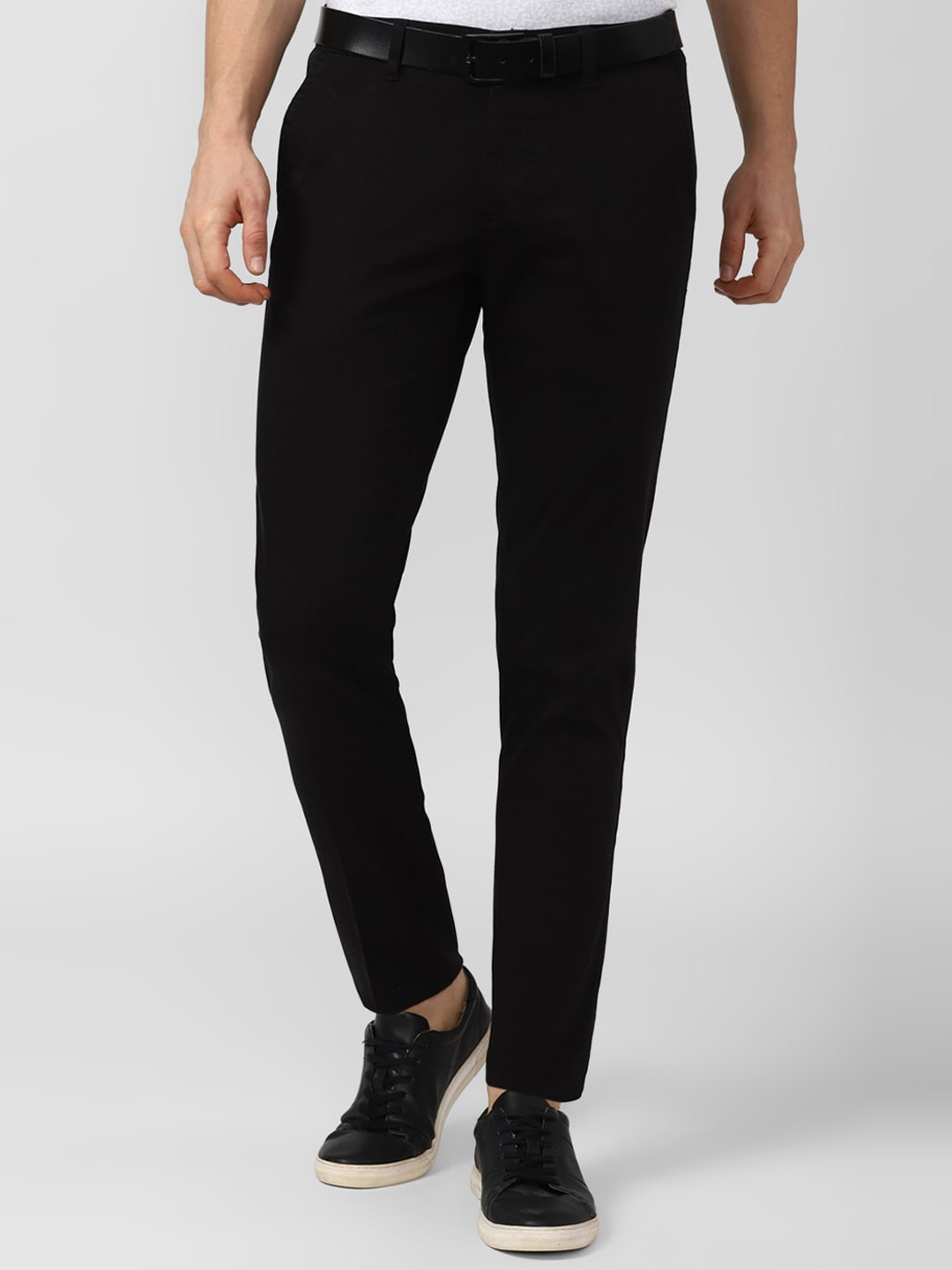 

Van Heusen Sport Men Black Slim Fit Trousers