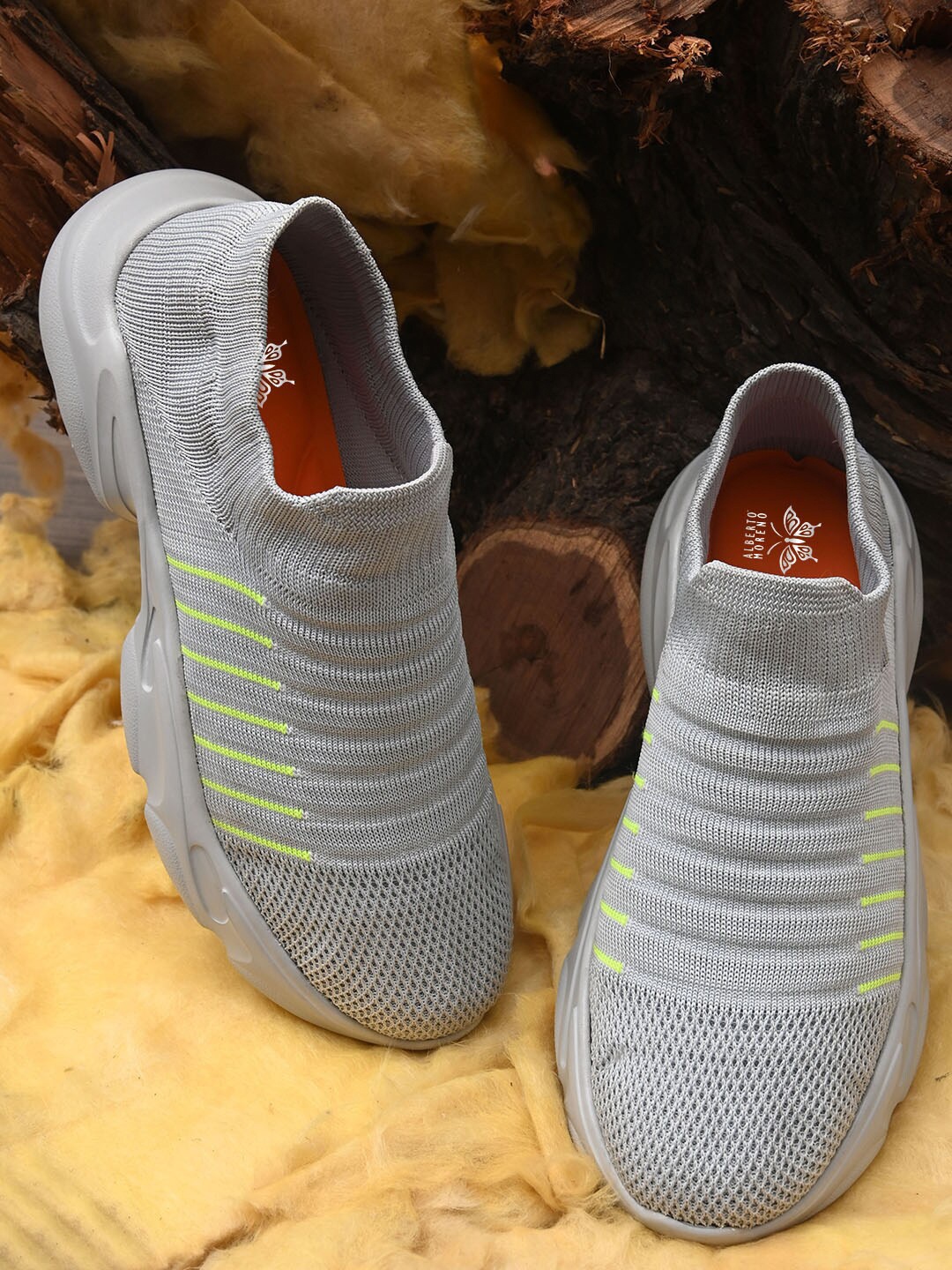 

ALBERTO MORENO Men Grey Textile Running Shoes