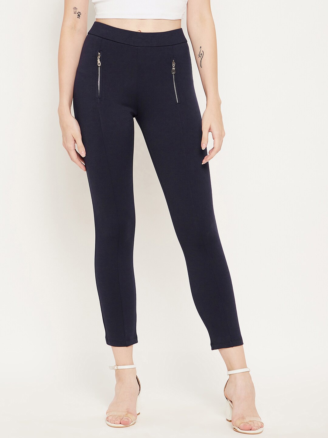 

Bitterlime Women Navy Blue Solid Jeggings