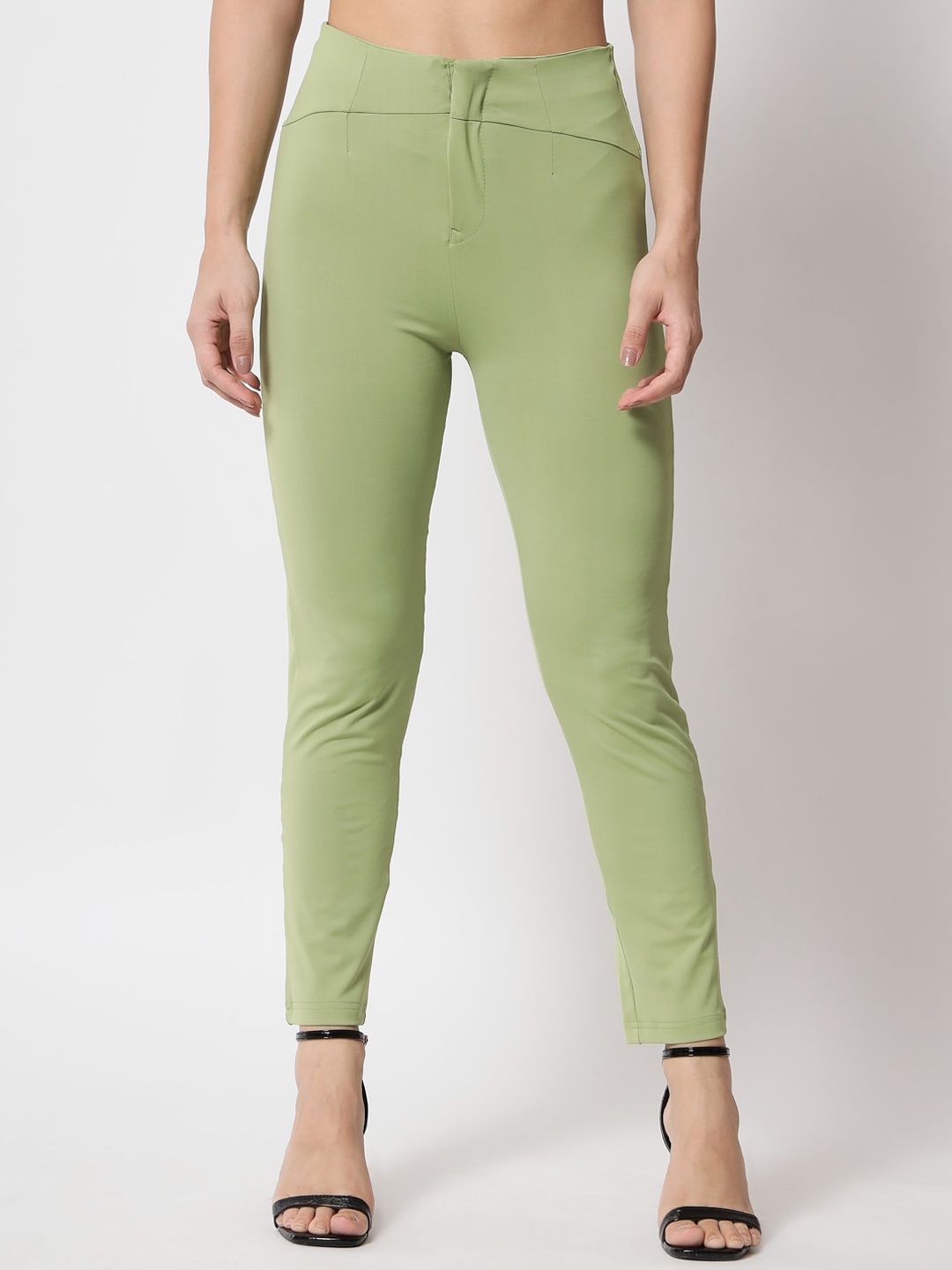 

Kotty Women Green Solid Relaxed Skinny Fit High-Rise Easy Wash Trouser