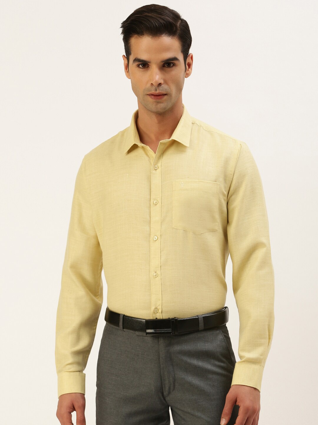 

Ramraj Men Cream-Coloured Solid Formal Shirt