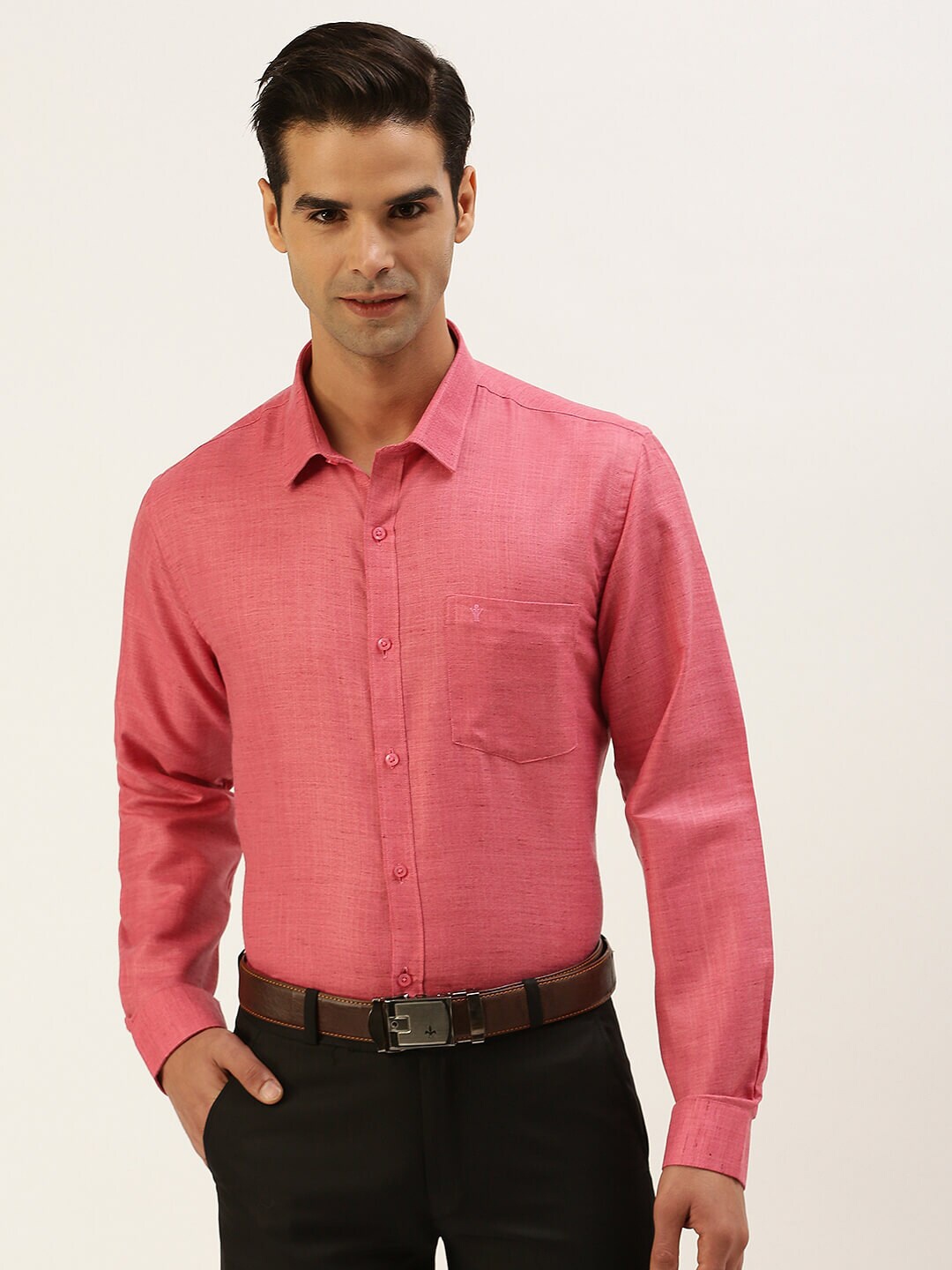 

Ramraj Men Pink Solid Formal Shirt
