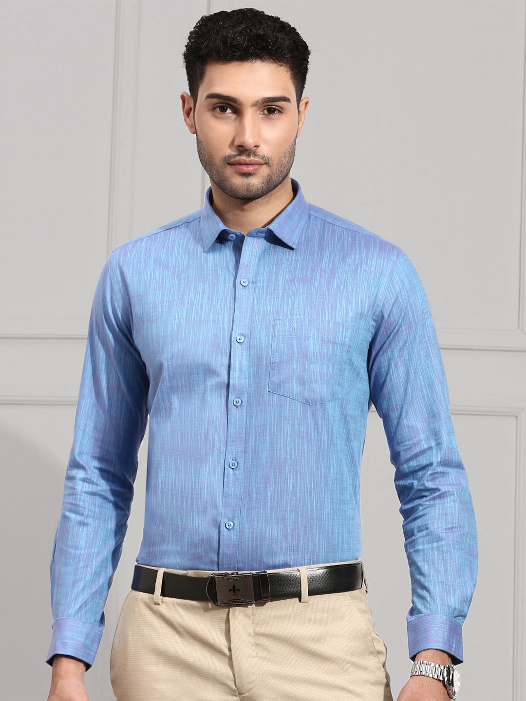 

Ramraj Men Blue Cotton Formal Shirt