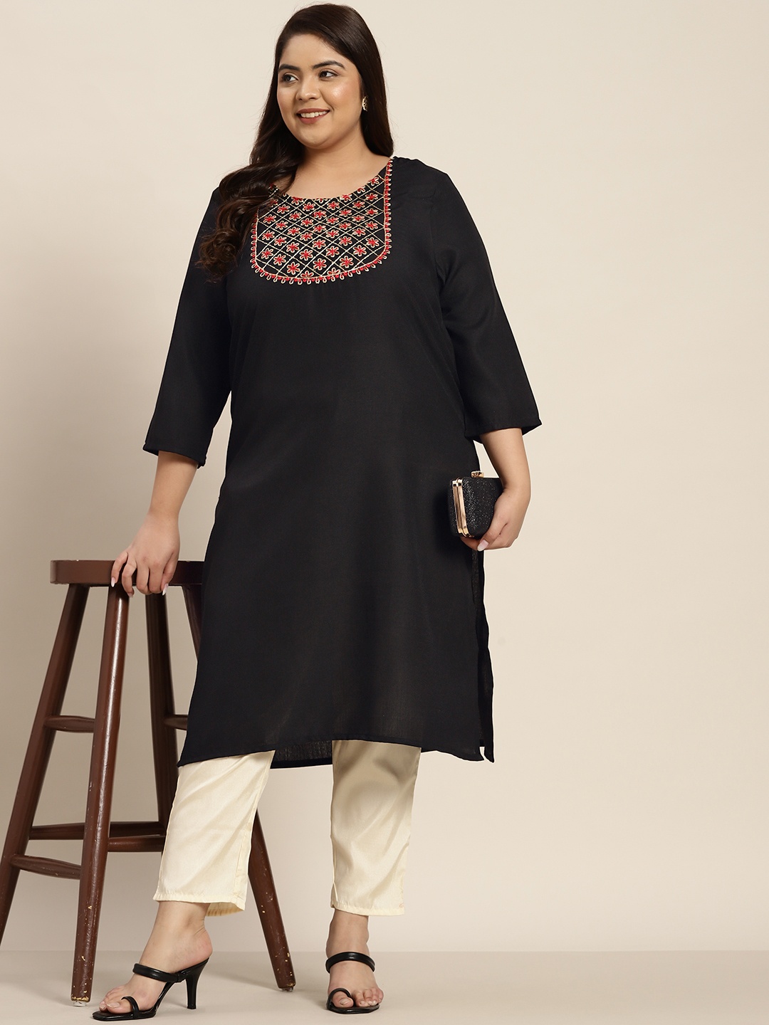 

Sztori Women Plus Size Black & Red Yoke Design Straight Kurta