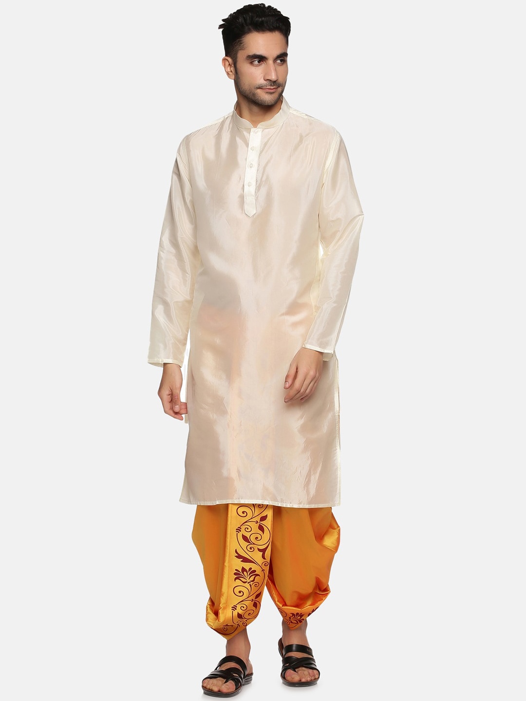 

Sethukrishna Men Cream-Coloured Kurta with Dhoti Pants