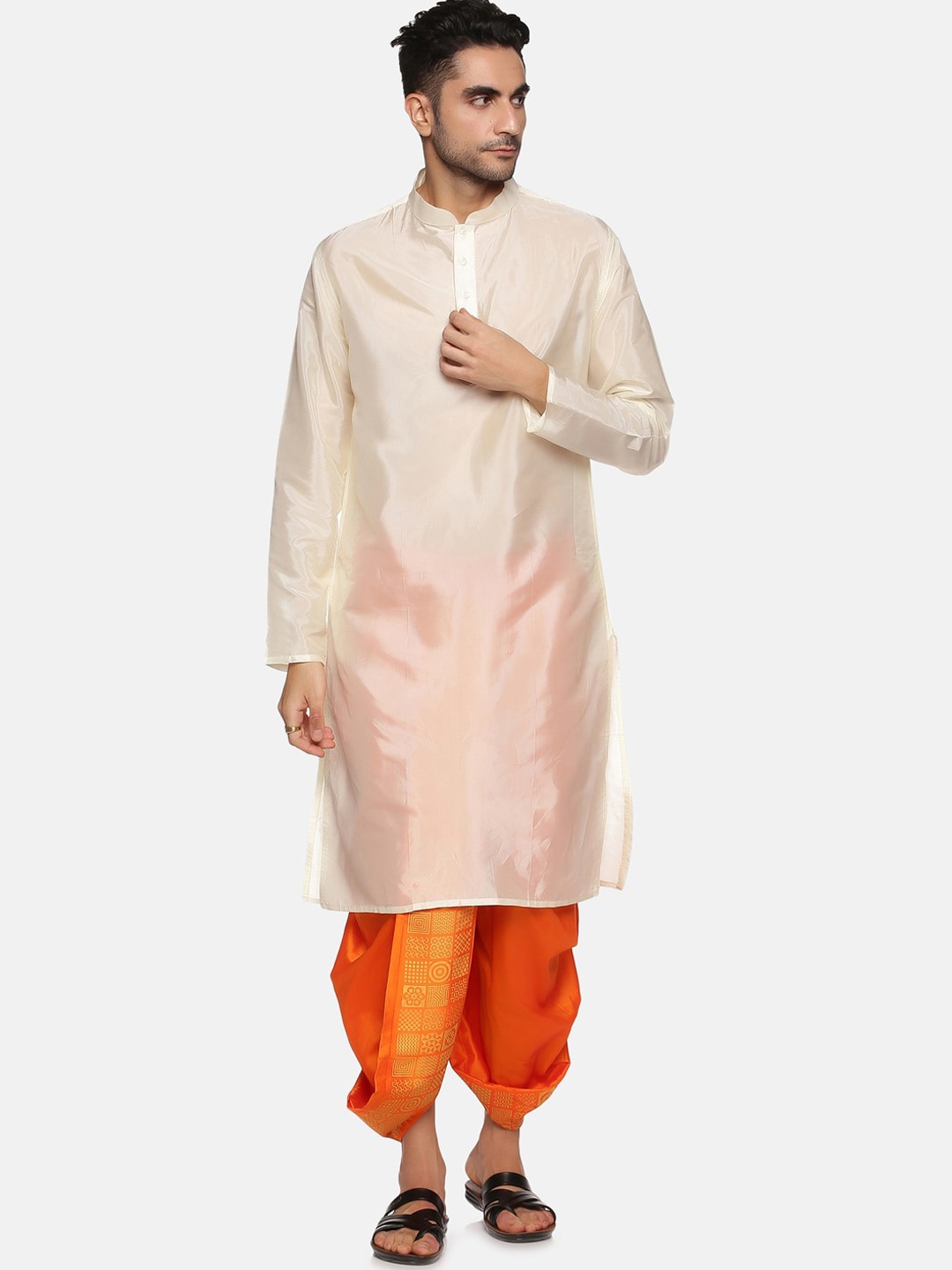 

Sethukrishna Men Kurta with Dhoti Pants, Cream