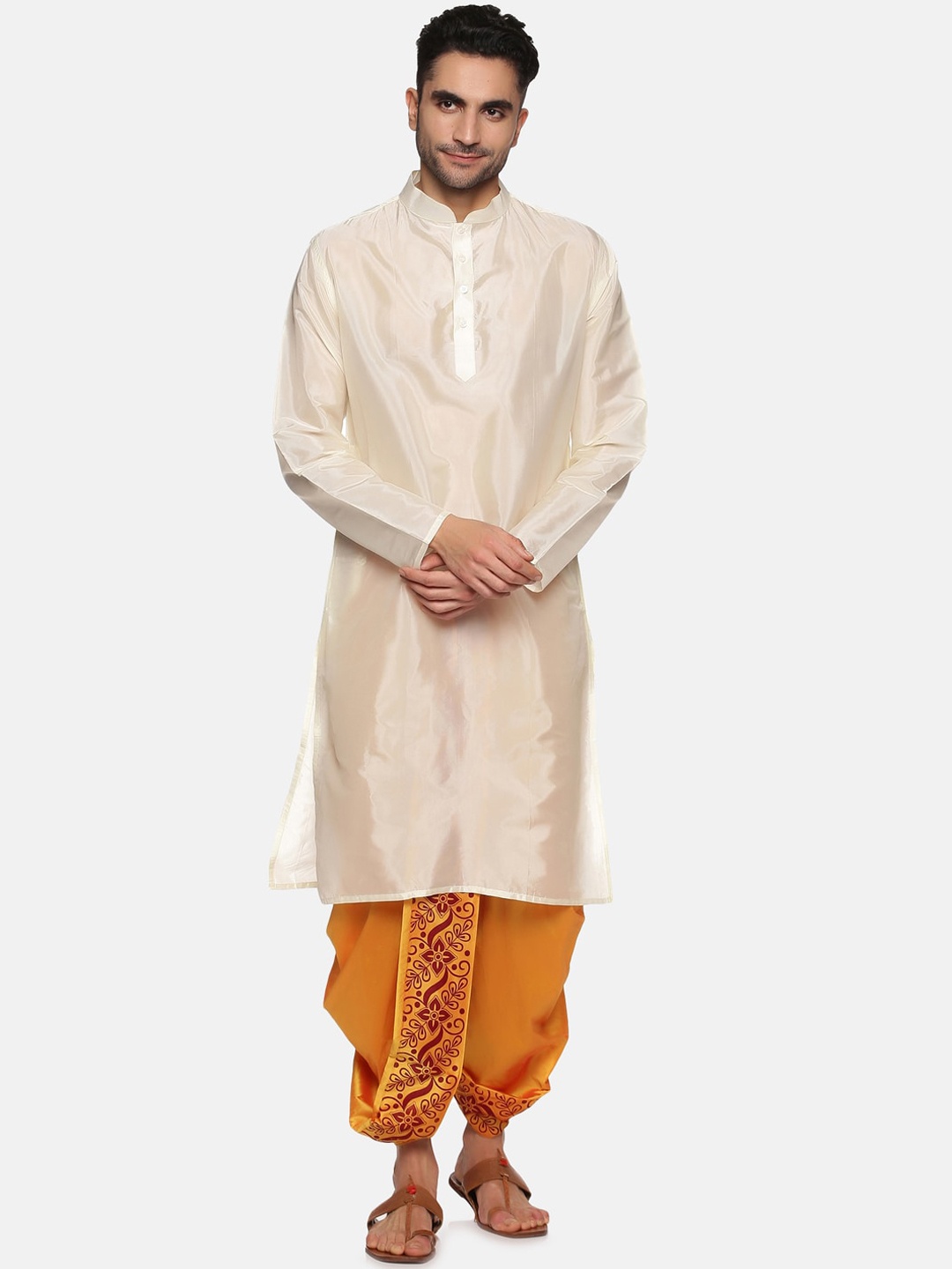 

Sethukrishna Men Solid Kurta with Dhoti Pants, Cream