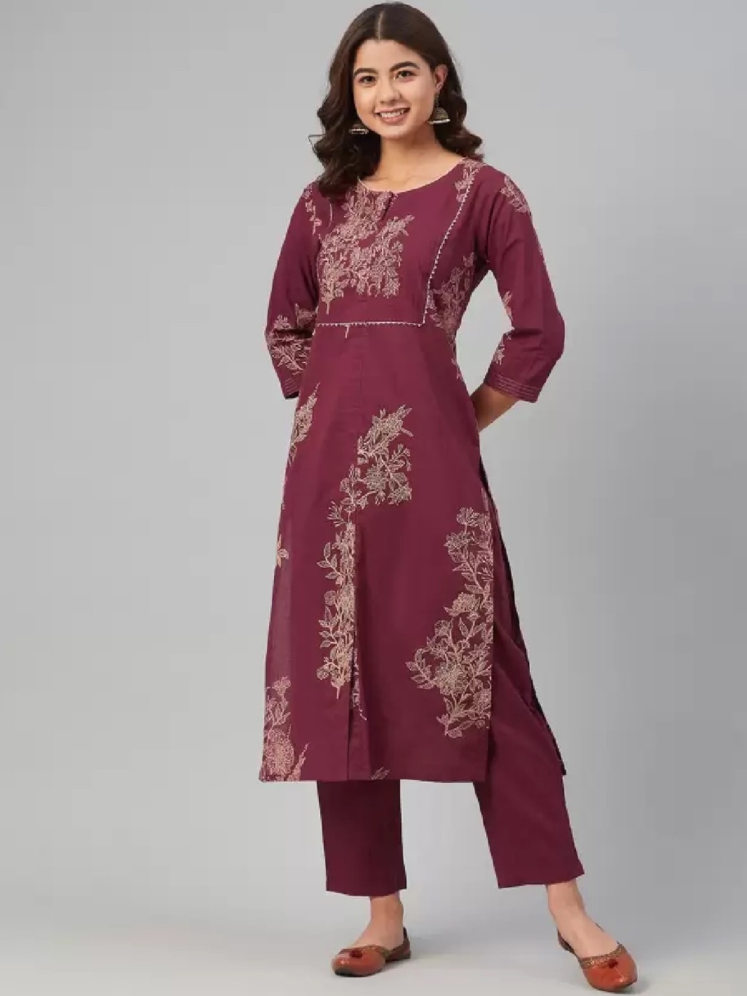 

Sangria Women Floral Yoke Design Pure Cotton Kurta with Trousers, Maroon