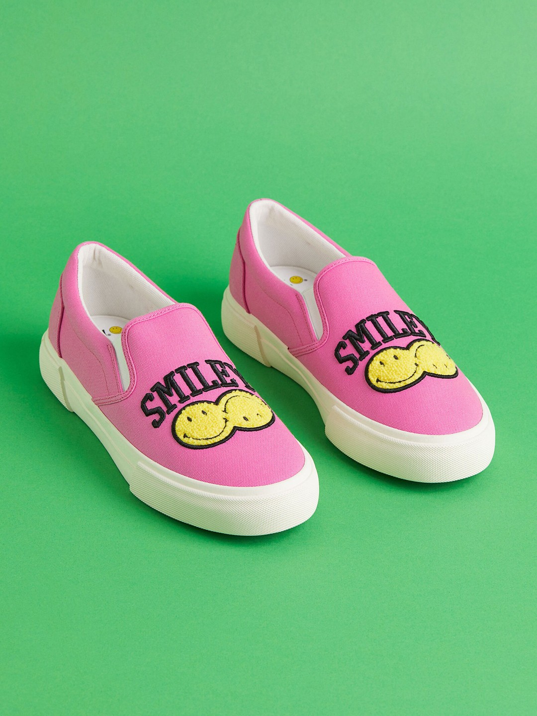 

H&M Men Pink Embroidery-Detail Slip-On Trainers, Multi