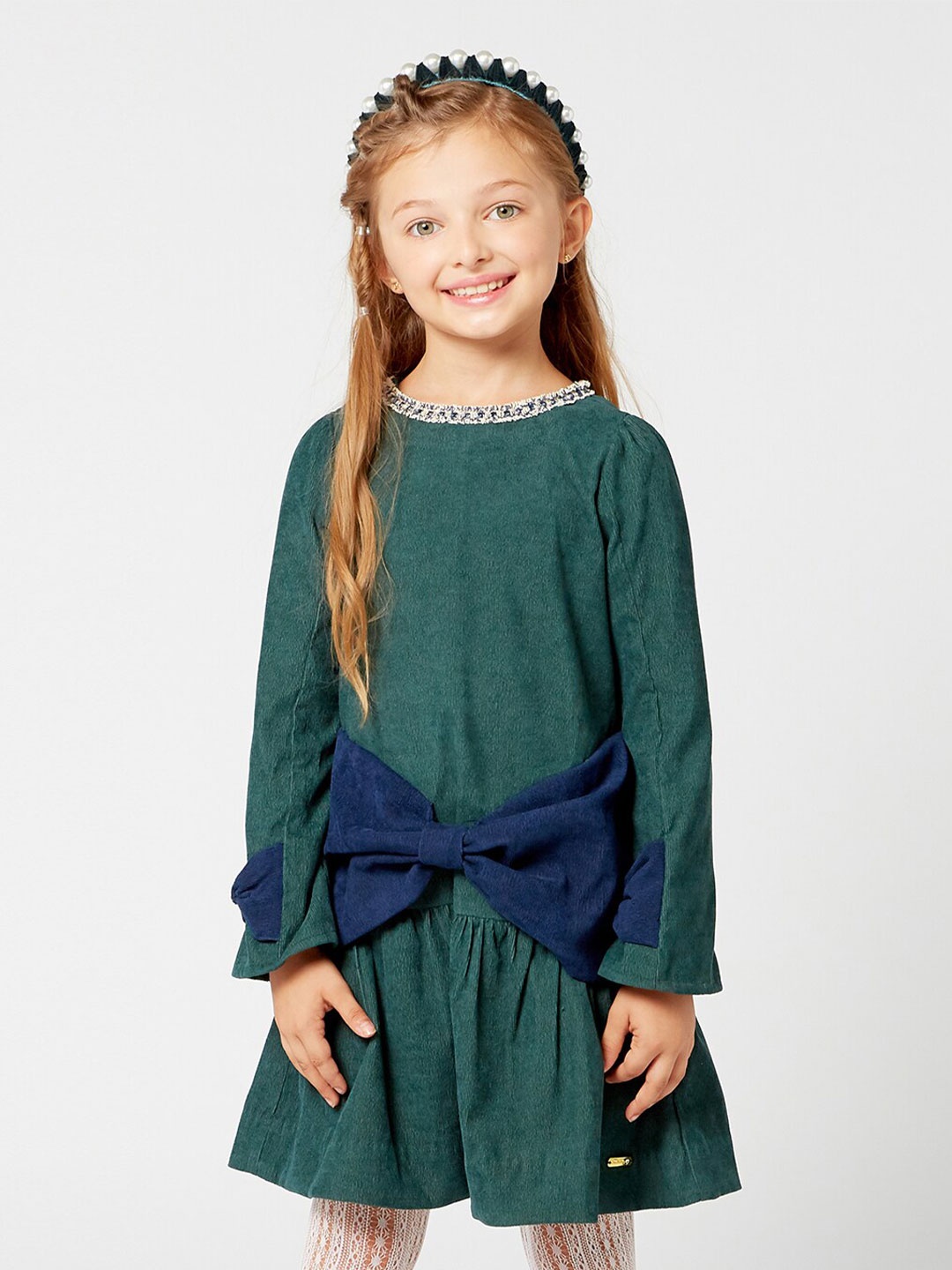 

One Friday Girl Solid Green Drop-Waist Dress