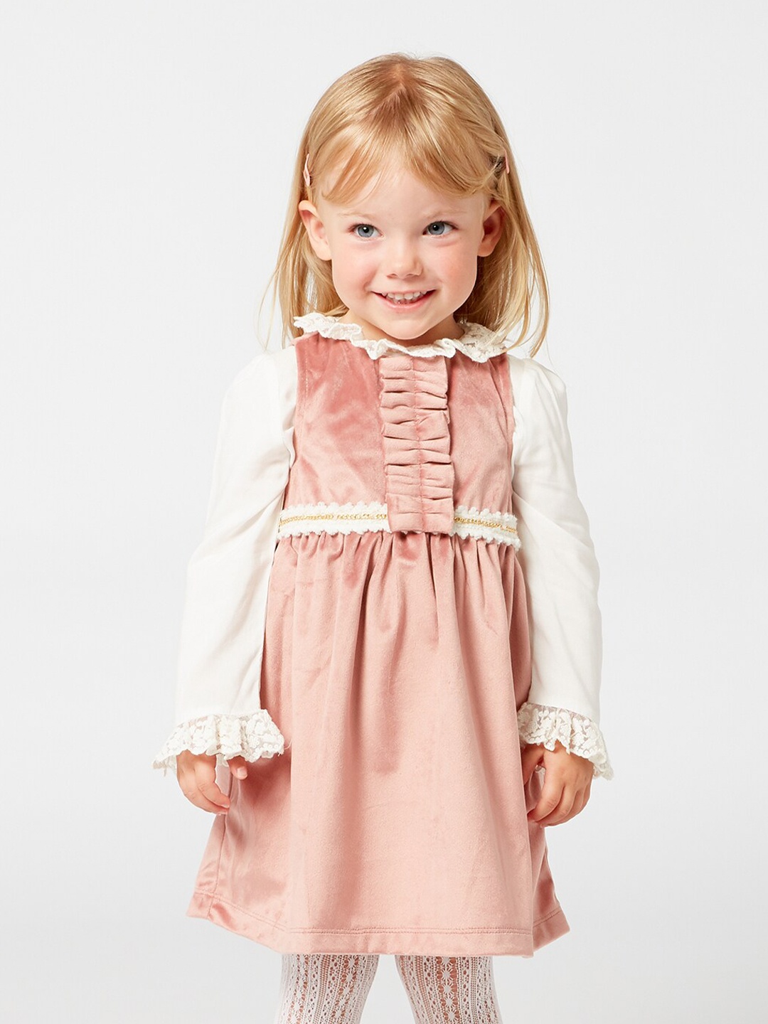 

One Friday Girl Pink Peter Pan Collar Dress