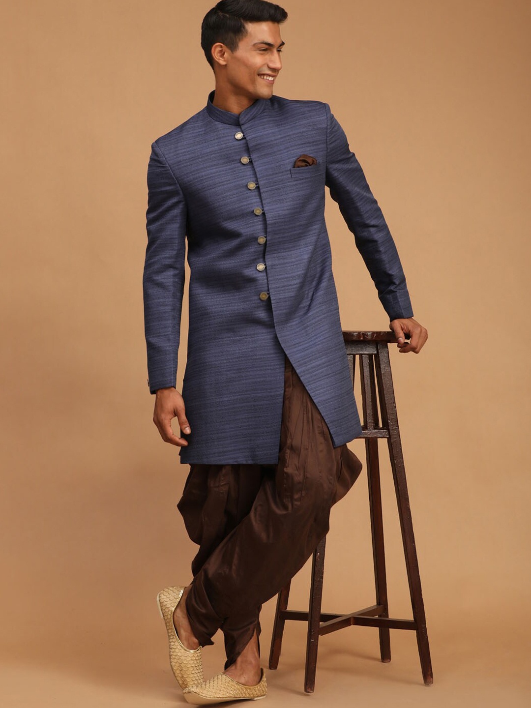 

VASTRAMAY Men Navy Blue & Brown Striped Slim Fit Sherwani Set