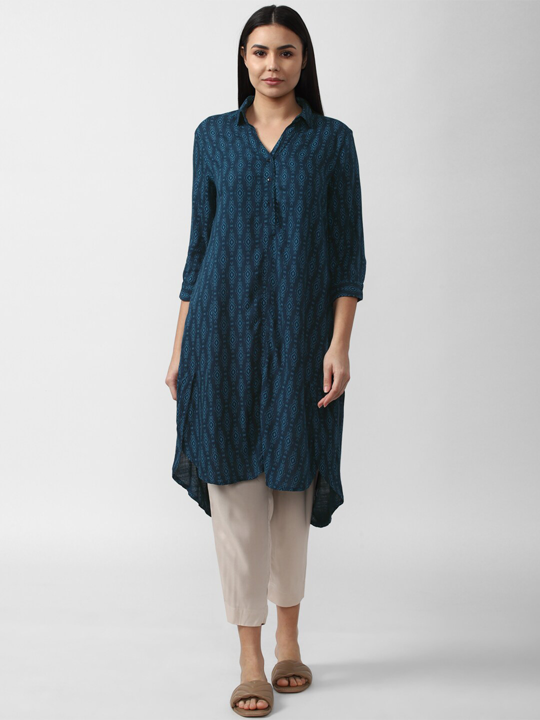 

Van Heusen Woman Geometric Printed Kurta, Blue