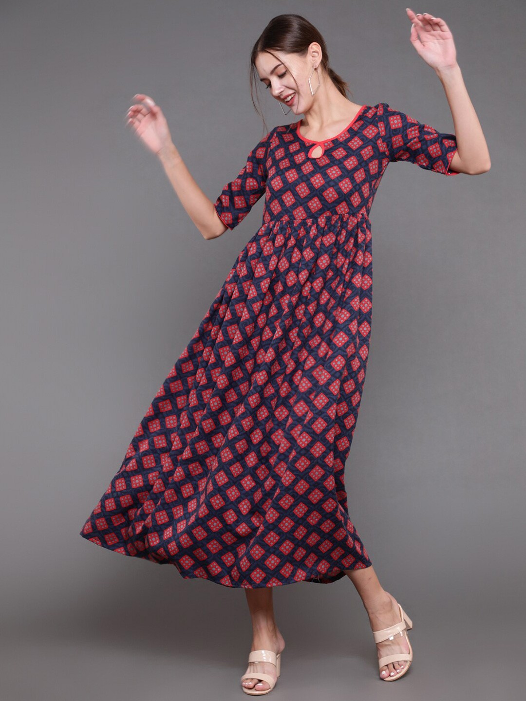 

antaran Red Printed A-Line Cotton Midi Dress