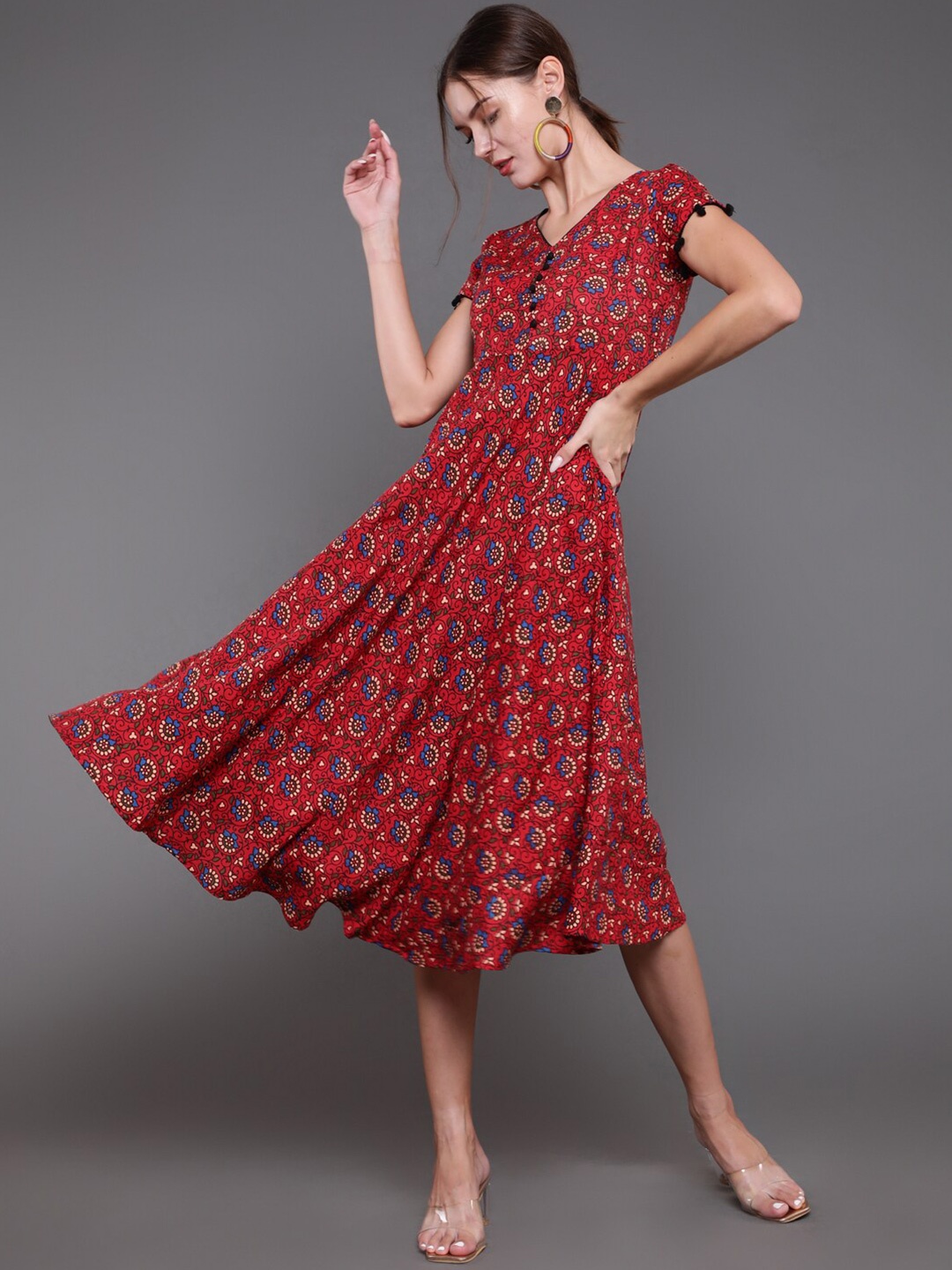

antaran Women Maroon Floral Midi Dress