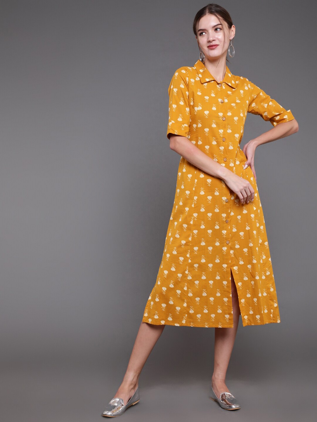 

antaran Women Yellow Printed Pure Cotton A-Line Midi Dress