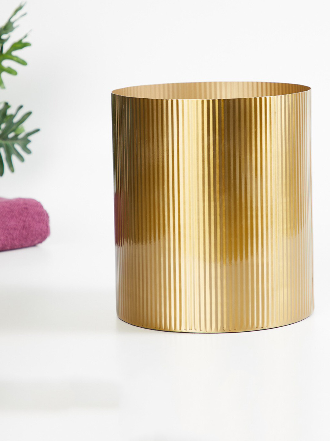 

Home Centre Gold-Toned Panama Vertico Textured Stainless Steel Waste Bin