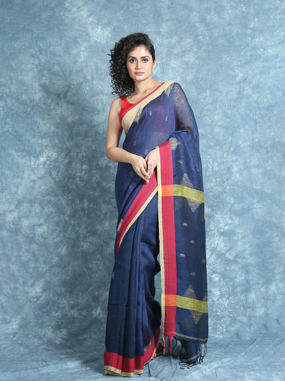 

Arhi Blue & Red Zari Saree