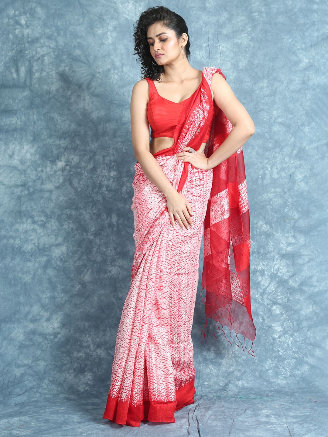 

Arhi White & White Pure Silk Saree
