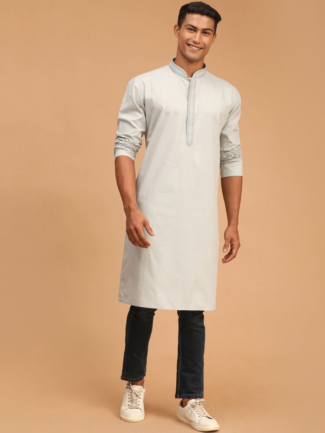 

VASTRAMAY Men Grey Cotton Kurta