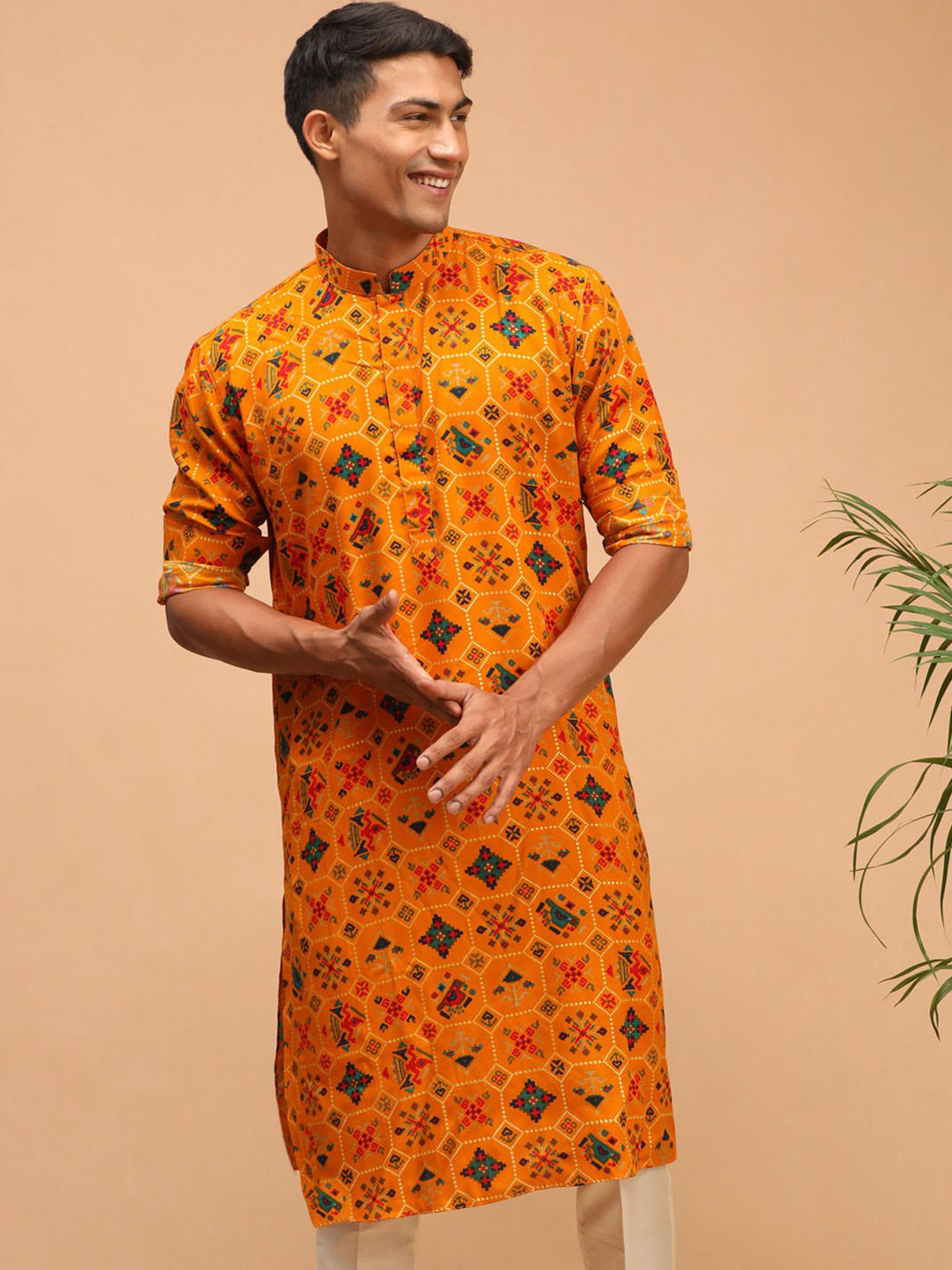 

VASTRAMAY Men Yellow & Yellow Ethnic Motifs Cotton Printed Kurta