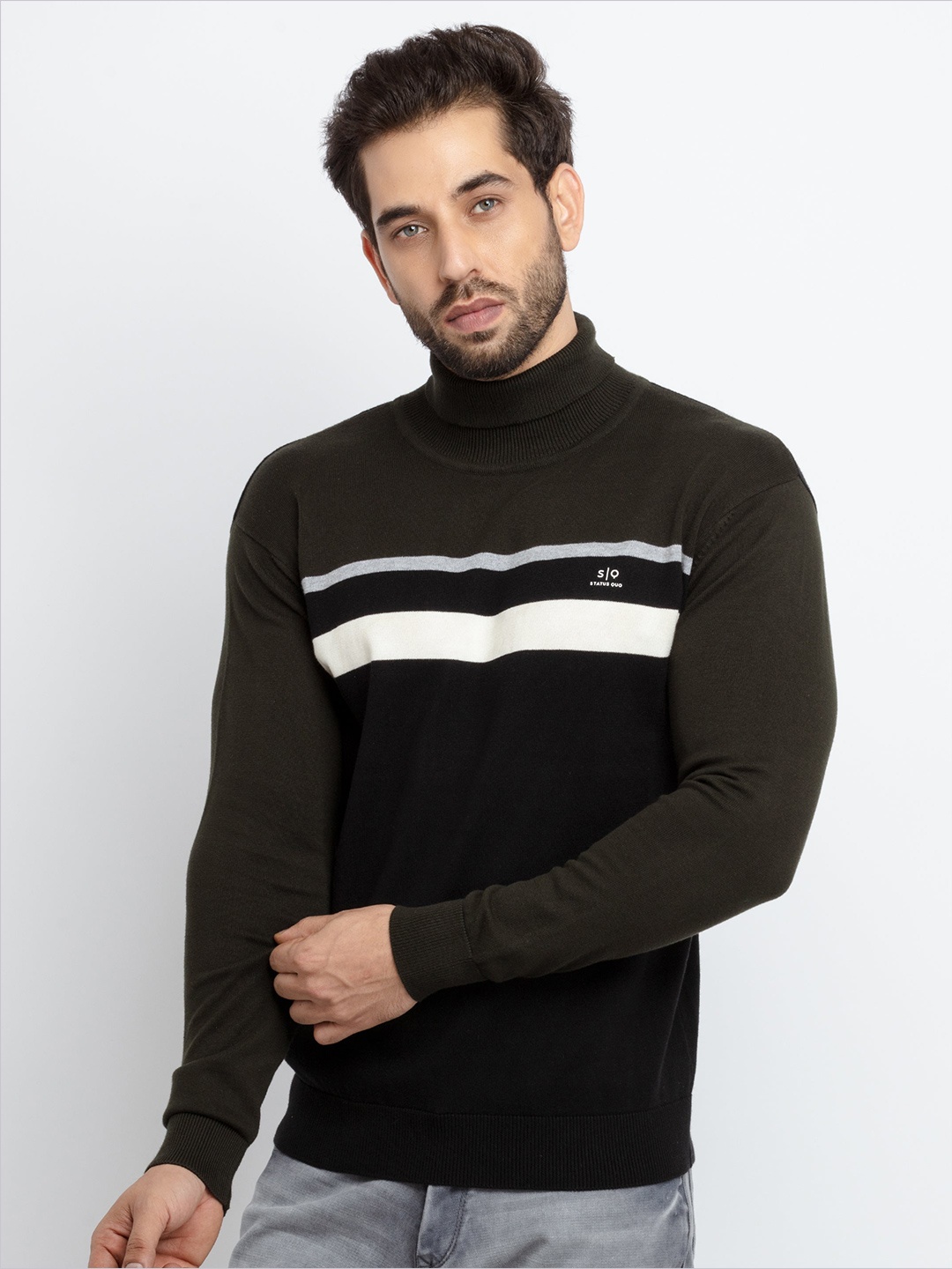 

Status Quo Men Olive Green & White Striped Pullover Sweater