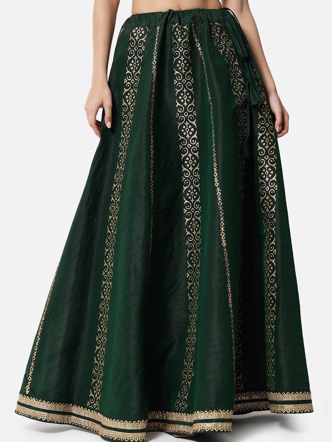 

studio rasa Women Green Block Printed Flared Bias Skirts
