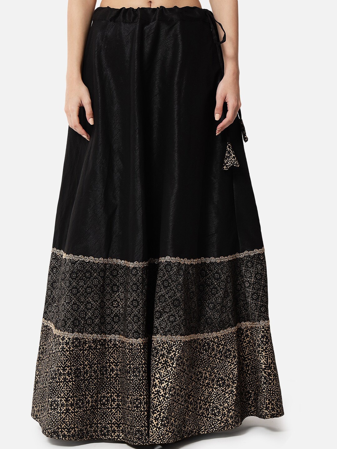 

studio rasa Women Black Print & Embellished Maxi Skirt