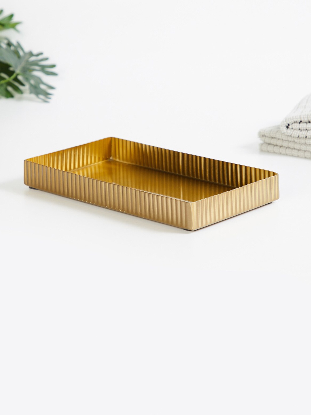 

Home Centre Gold-Toned Textured Stainless Steel Tray