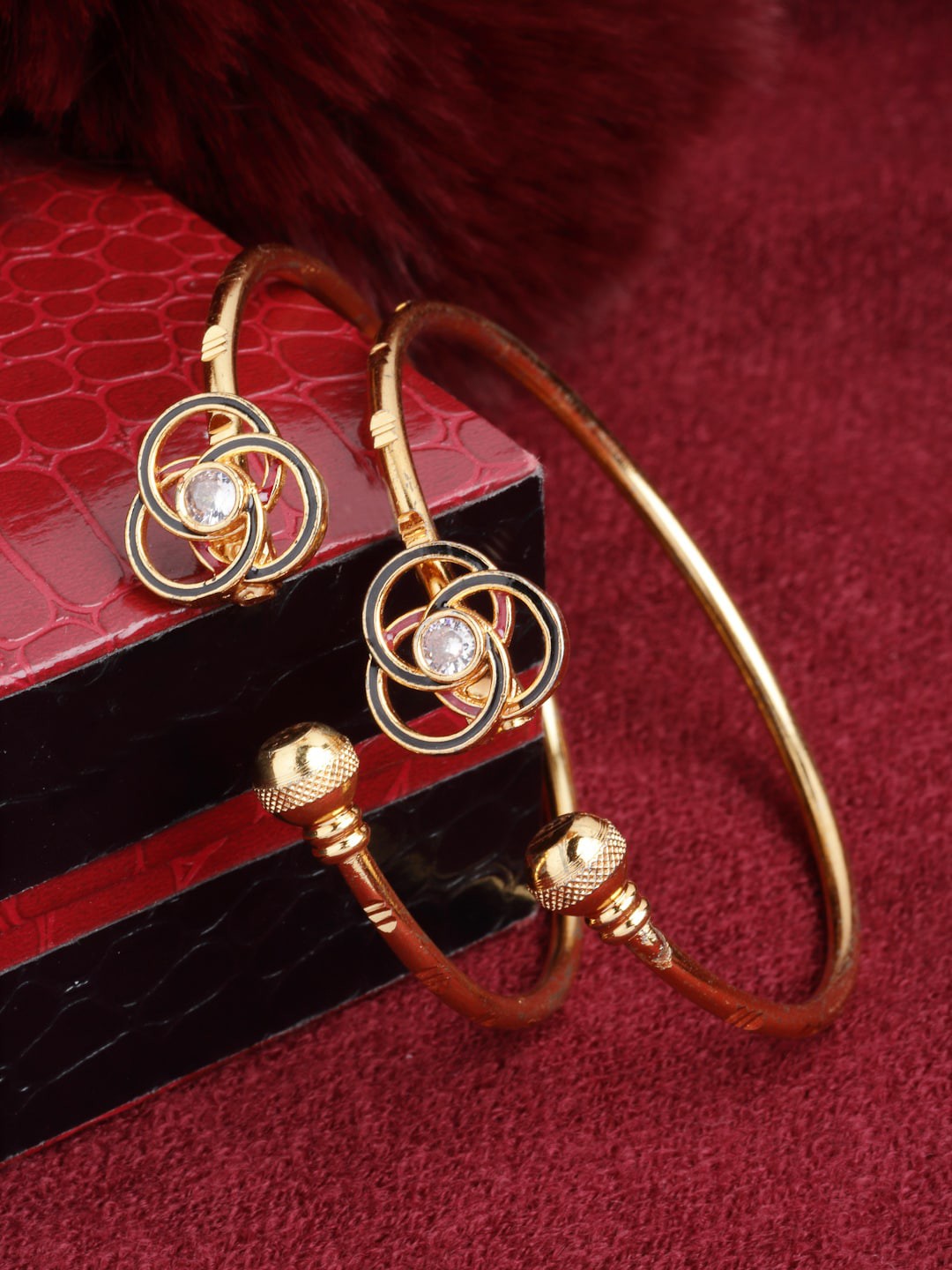 

PANASH Set Of 2 Gold-Plated Gold-Toned Bangle