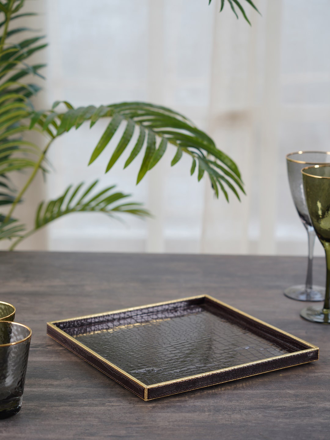 

Pure Home and Living Brown Solid Rectangular Tray