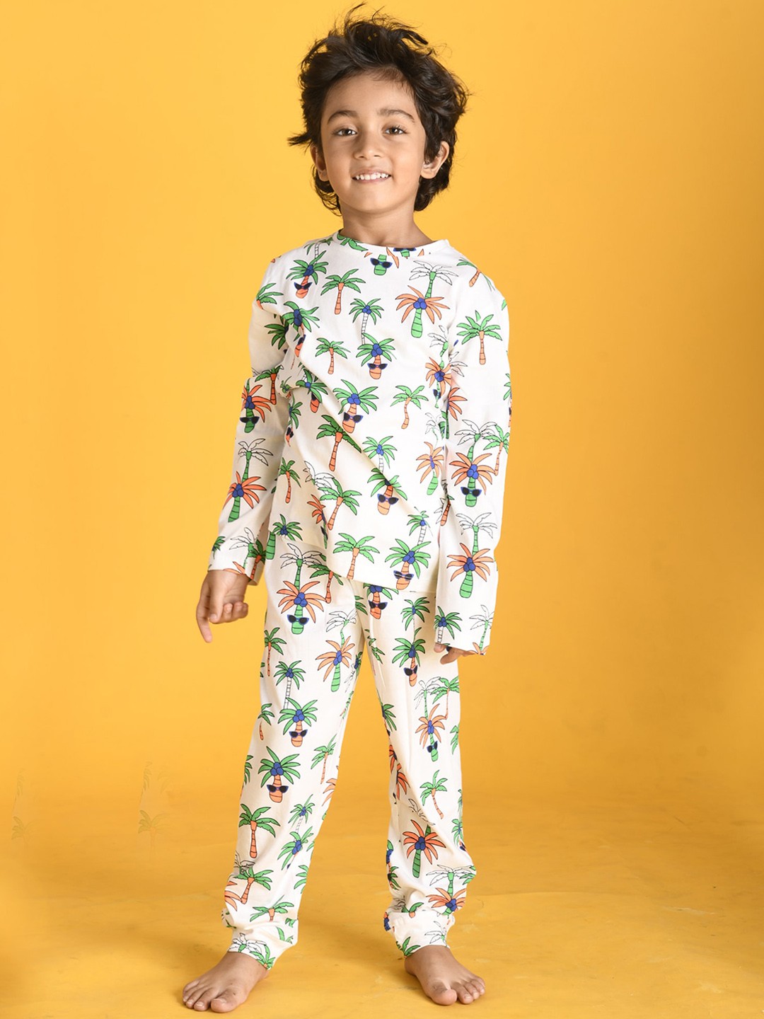 

Anthrilo Boys White & Green Printed Pure Cotton Night Suit