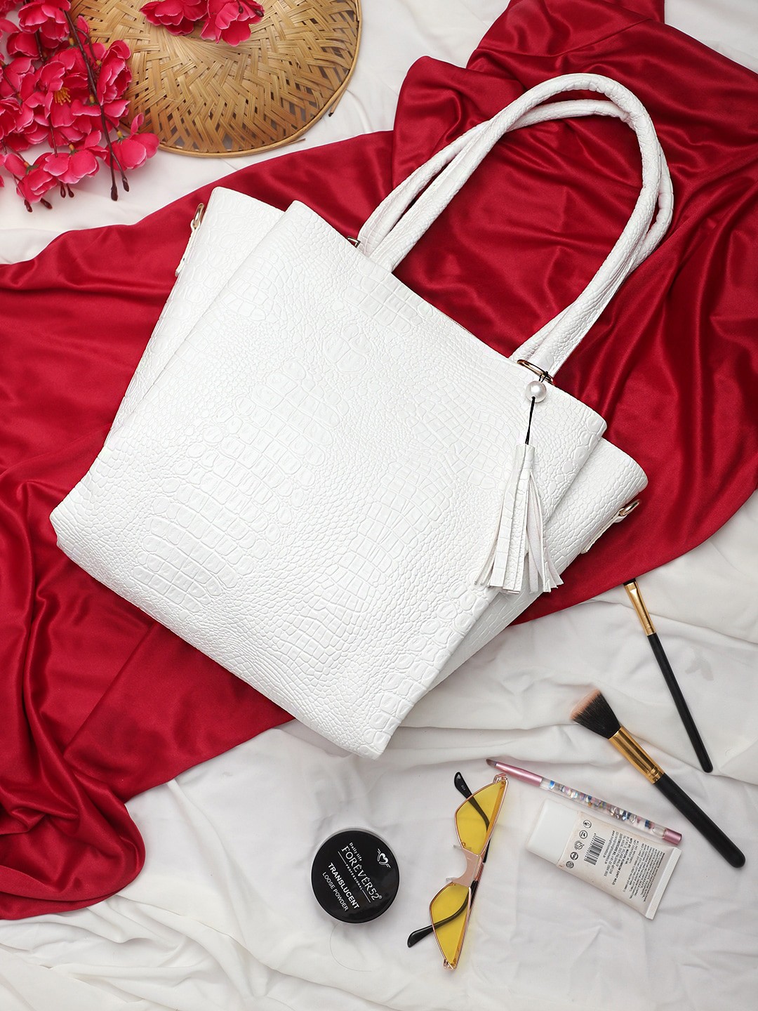 

Bag Pepper White Textured PU Shopper Shoulder Bag