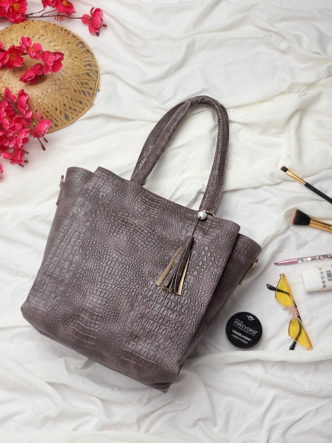 

Bag Pepper PU Tasselled Oversized Shopper Satchel, Grey
