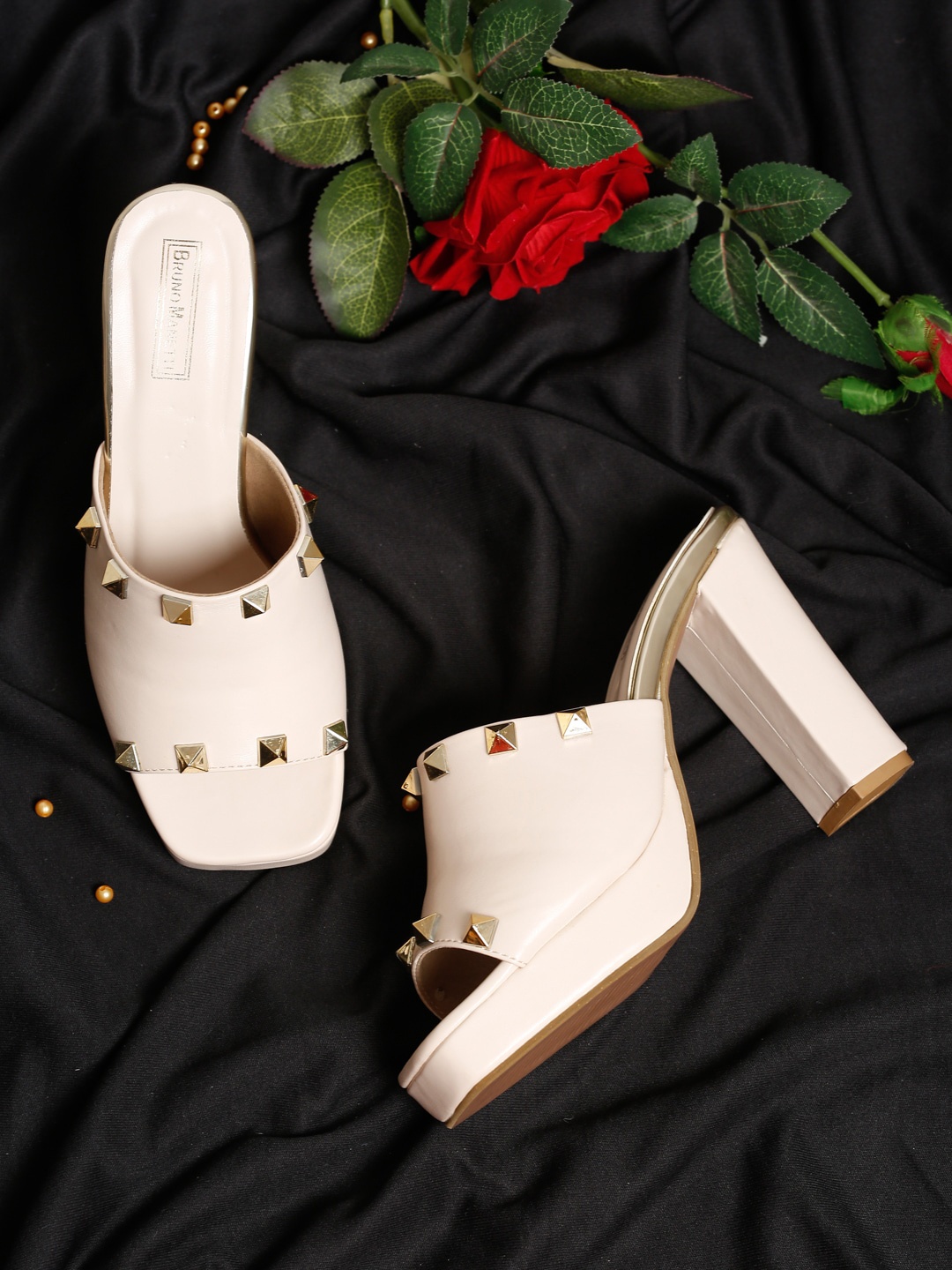 

Bruno Manetti Women Cream-Coloured PU Block Mules