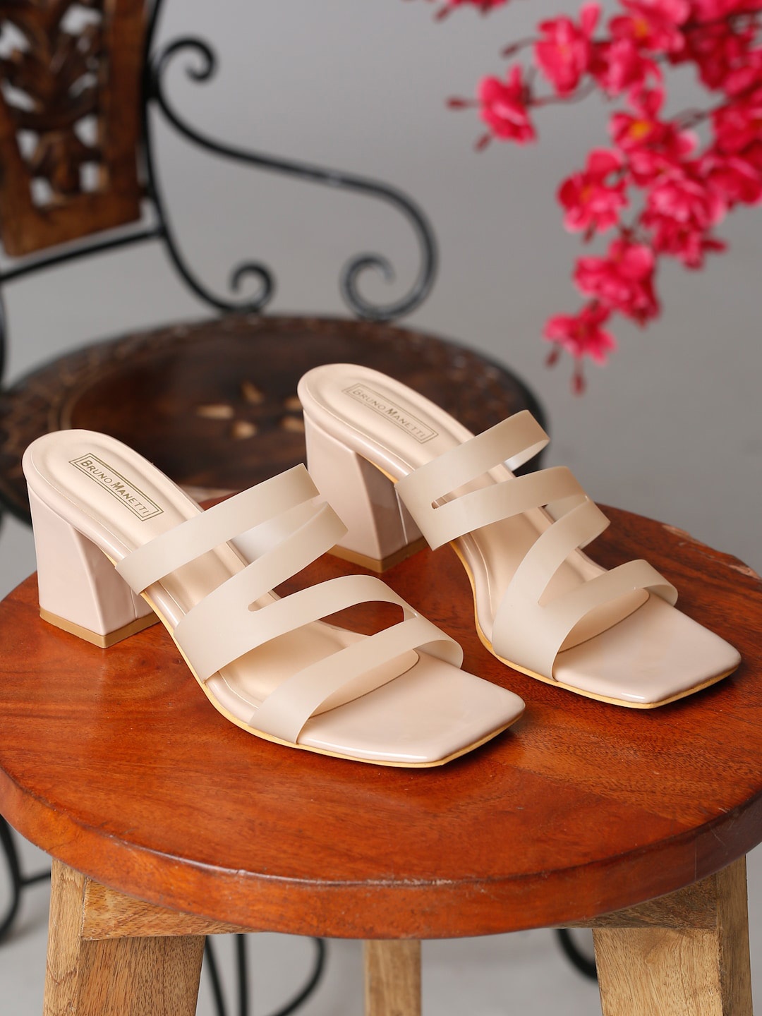 

Bruno Manetti Beige Block Heels