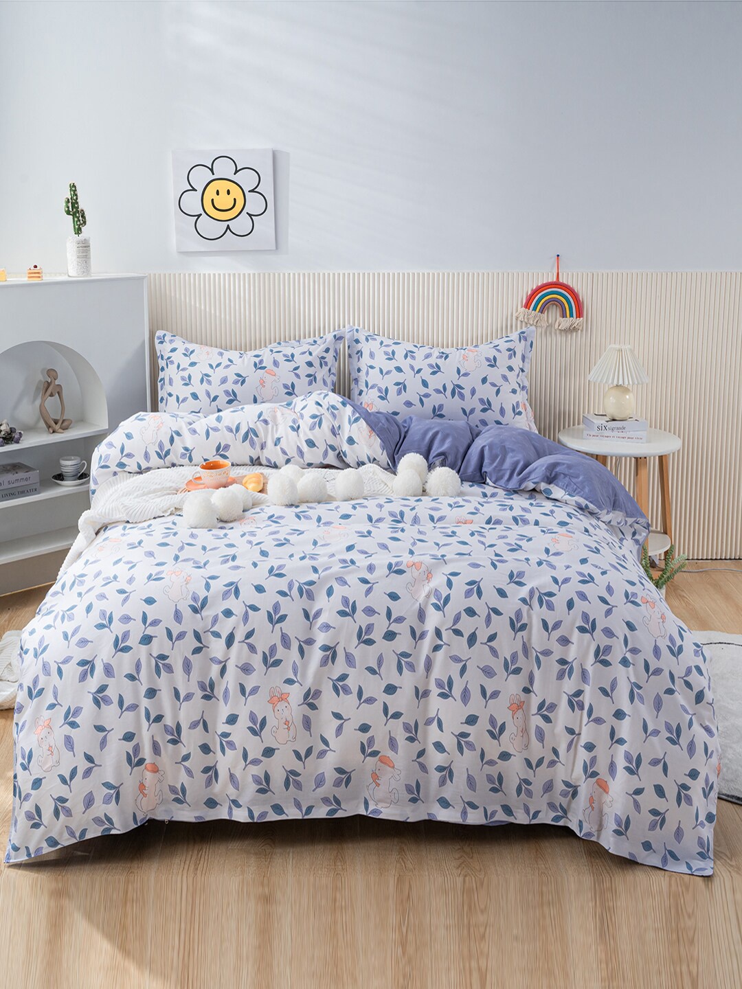

JC Collection White & Blue Printed Pure Cotton Bedding Set with Quilt Cover