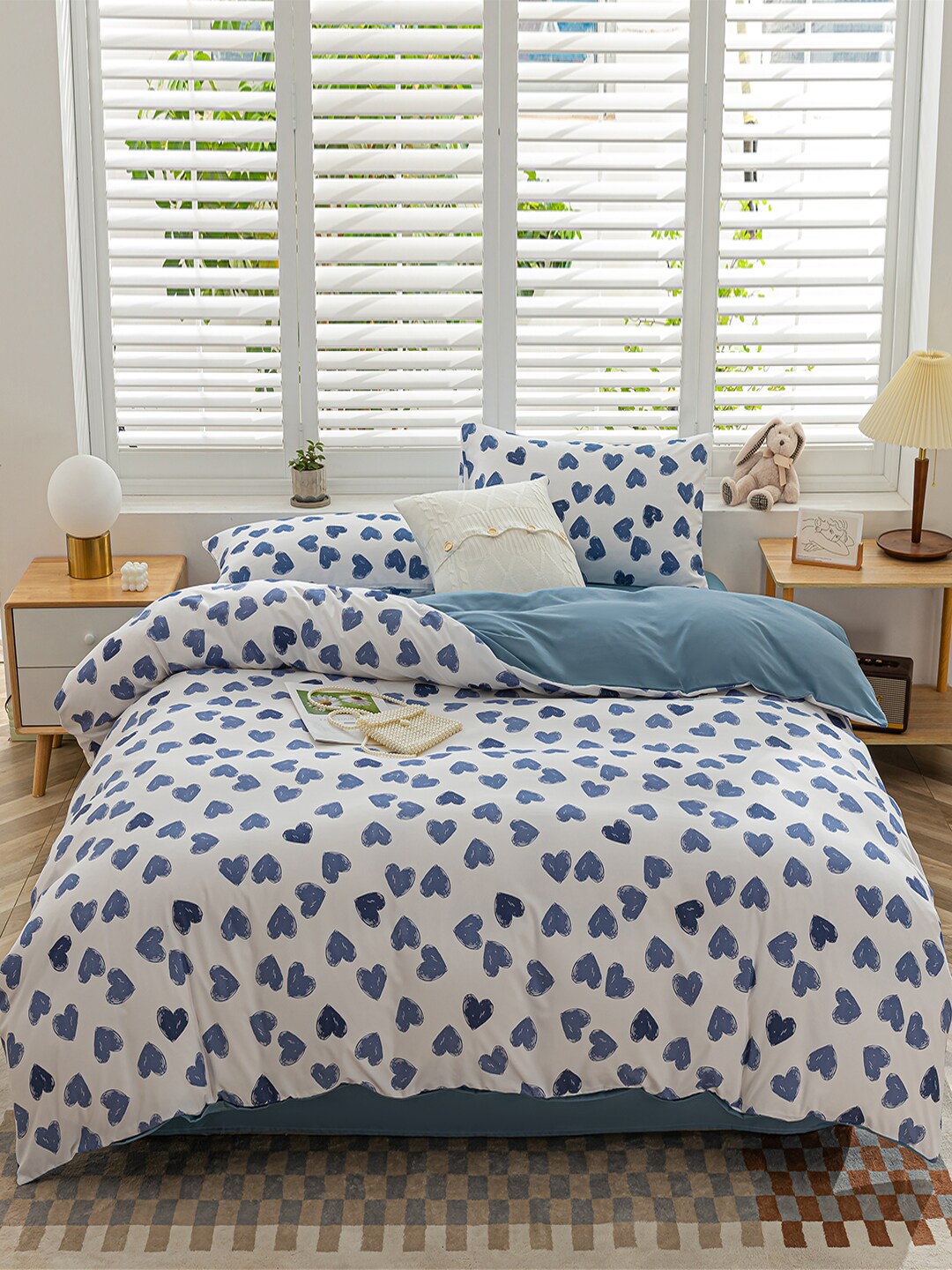 

JC Collection Blue & White Printed Double King Bedding Set