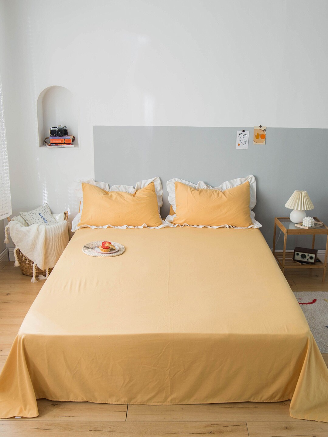 

JC Collection Yellow Solid Bedding Set